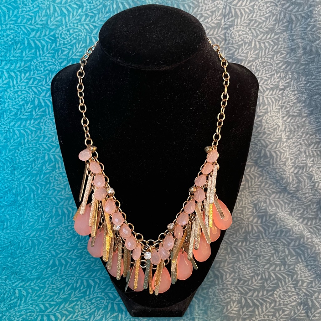 Pastel Peach Gold Tone Dangling Statement Necklace 25$
